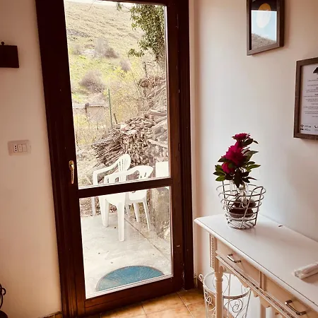 La Mansarda Di Terelle Apartment Exterior photo